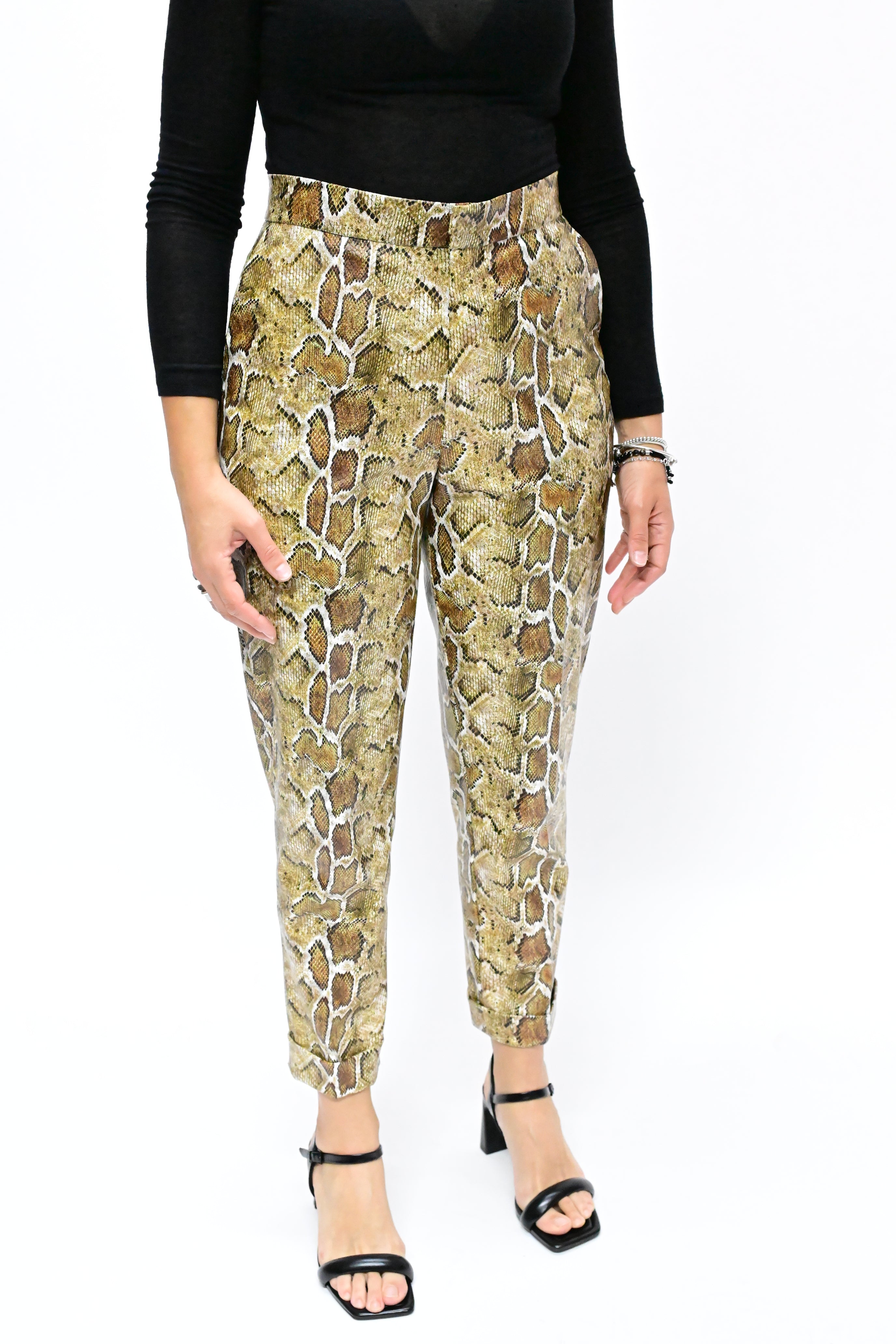 Pantalone a sigaretta
